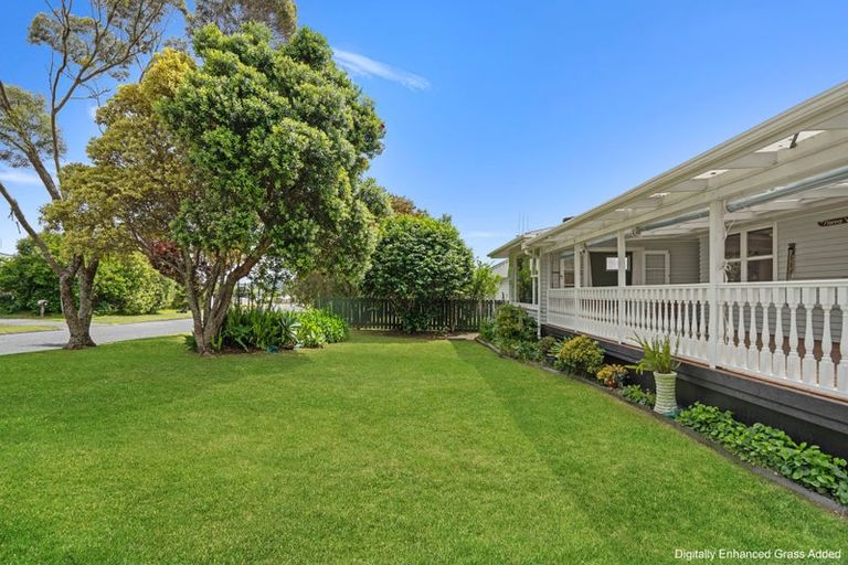 Photo of property in 16 Otuhiwai Crescent, Tikipunga, Whangarei, 0112