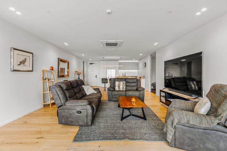 Photo of property in 105/359 Cameron Road, Tauranga, 3110