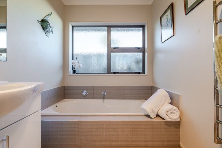 Photo of property in 211a Vogel Street, Roslyn, Palmerston North, 4414