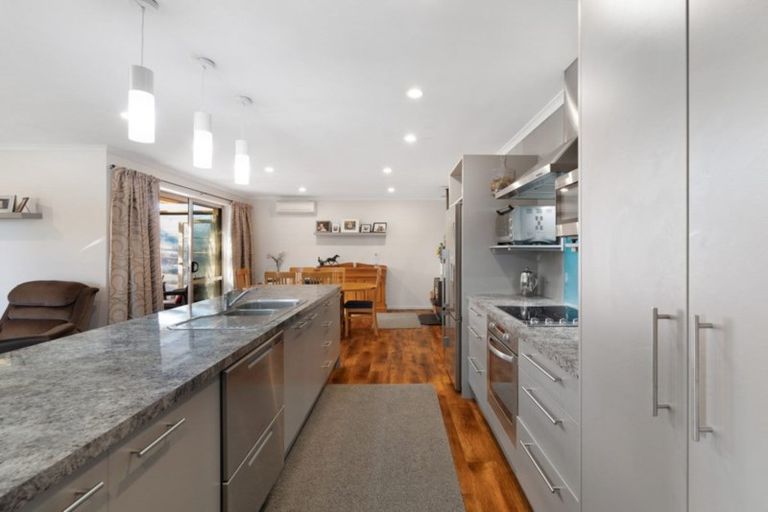 Photo of property in 12 Marlowe Place, Rolleston, 7614