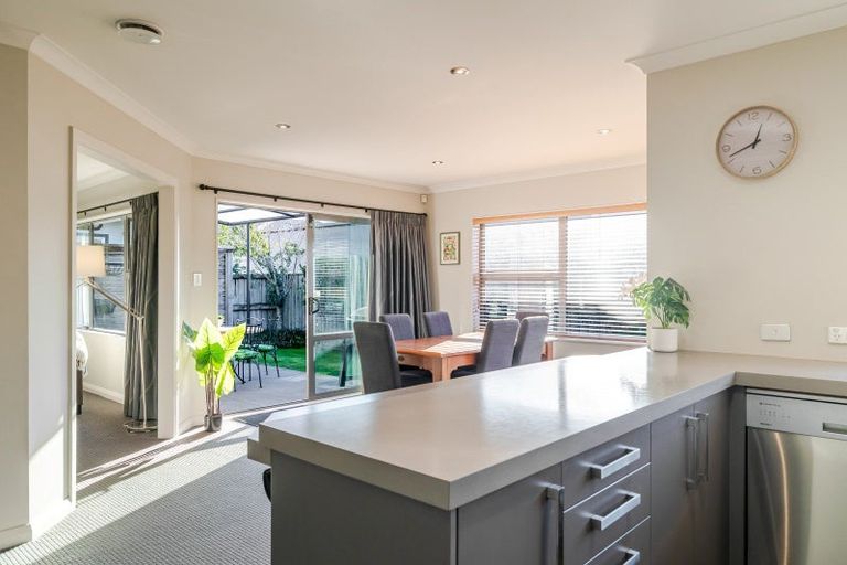 Photo of property in 211a Vogel Street, Roslyn, Palmerston North, 4414