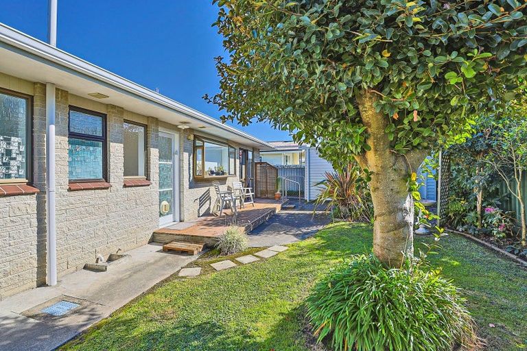 Photo of property in 2/107 Gascoigne Street, Raureka, Hastings, 4120