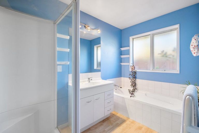 Photo of property in 21 Bernadette Street, Aidanfield, Christchurch, 8025