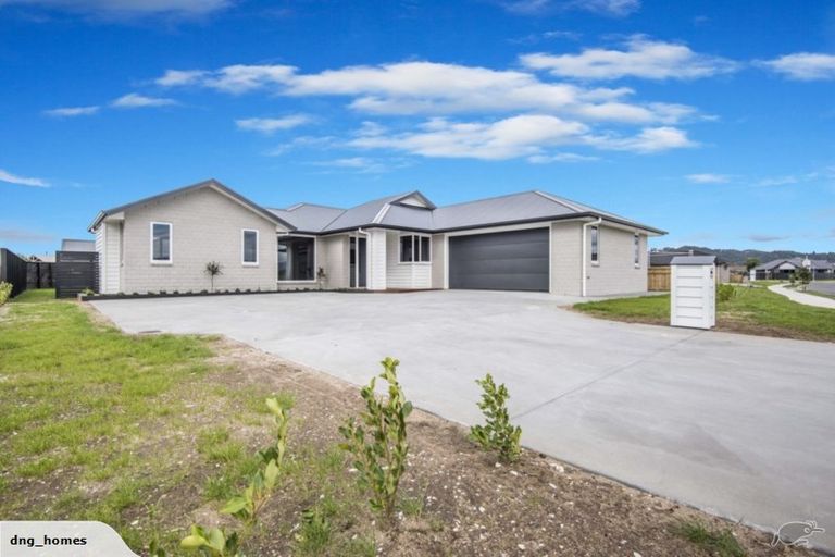 Photo of property in 134 Kupe Drive, Whitianga, 3510