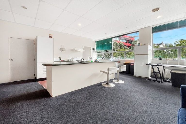 Photo of property in City Lodge, 202/115 Vivian Street, Te Aro, Wellington, 6011