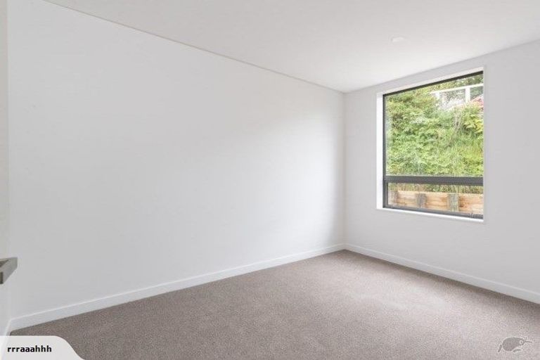Photo of property in 7u3 Handyside Street, Tawa, Wellington, 5028