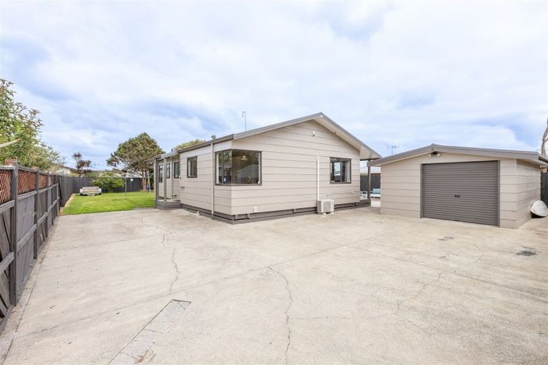 Photo of property in 9 Flemington Place, Nawton, Hamilton, 3200