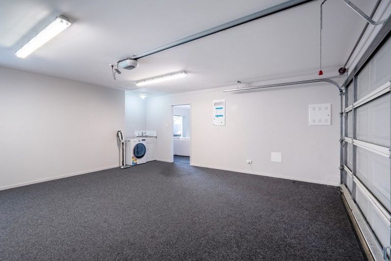 Photo of property in 27 Kotuku Crescent, Takanini, 2112