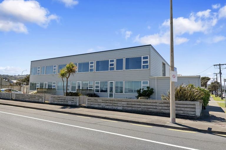 Photo of property in 1 Aurora Street, Petone, Lower Hutt, 5012