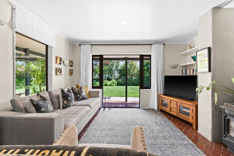 Photo of property in 12 Ritchie Place, Havelock North, 4130