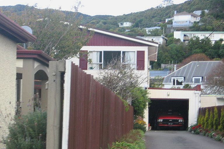 Photo of property in 5a Fernlea Avenue, Karori, Wellington, 6012