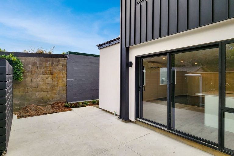 Photo of property in 5 Bathurst Street, Silverstream, Upper Hutt, 5019