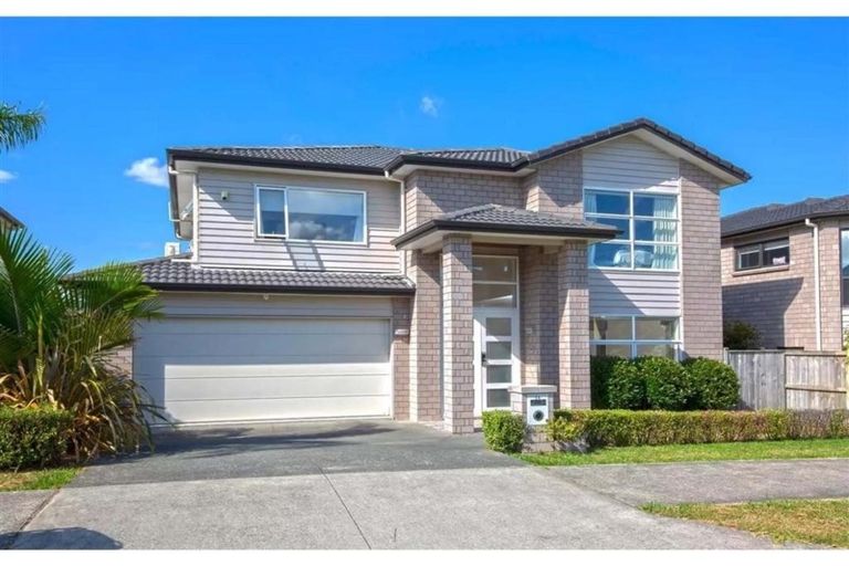 Photo of property in 24 Castlederg Drive, Flat Bush, Auckland, 2019