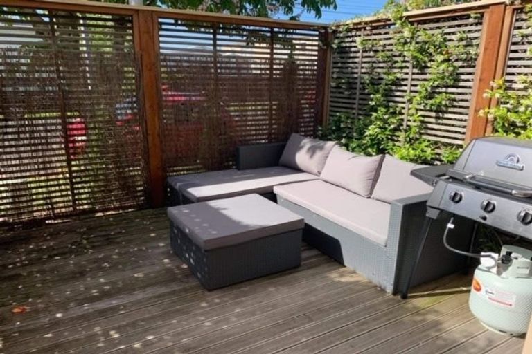 Photo of property in 52u2 Cook Street, Hamilton East, Hamilton, 3216