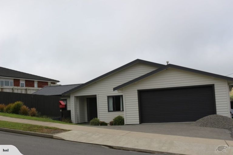 Photo of property in 10 Bickerton Rise, Churton Park, Wellington, 6037