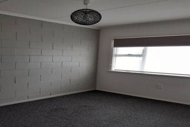 Photo of property in 5/6 Russell Street, Feilding, 4702