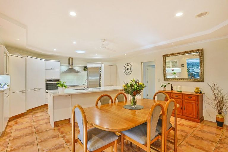 Photo of property in 10 Park Lane, Greenmeadows, Napier, 4112