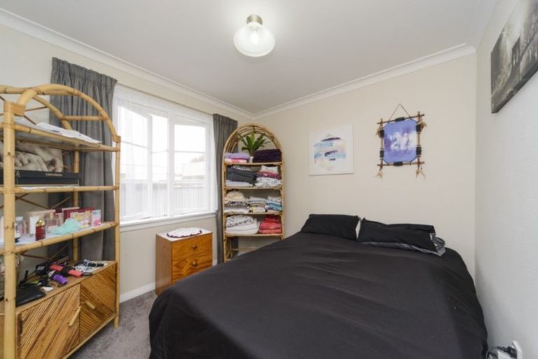 Photo of property in 5 Milton Street, Roslyn, Palmerston North, 4414