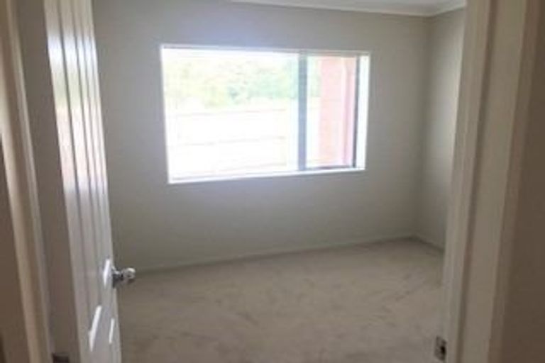 Photo of property in 72 Garelja Road, Henderson, Auckland, 0612