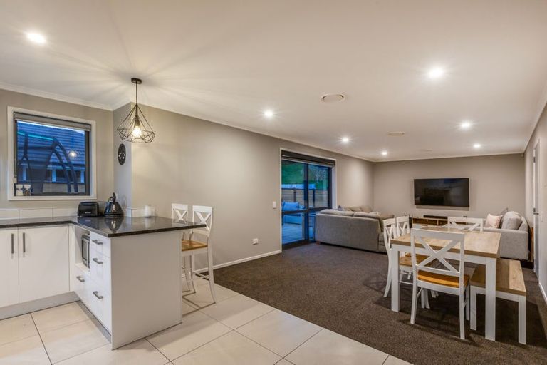 Photo of property in 1 Genoa Place, Whitby, Porirua, 5024