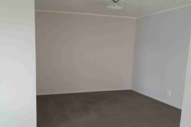 Photo of property in 67b Thurleigh Grove, Karori, Wellington, 6012