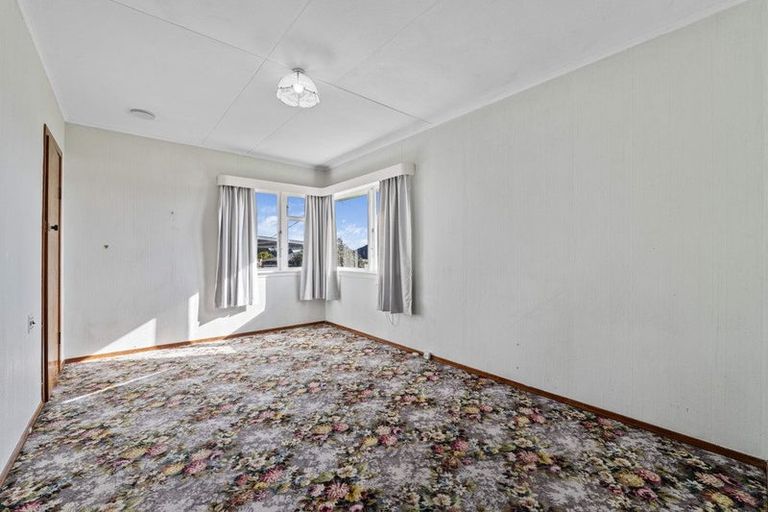 Photo of property in 9a Chilman Street, Strandon, New Plymouth, 4312