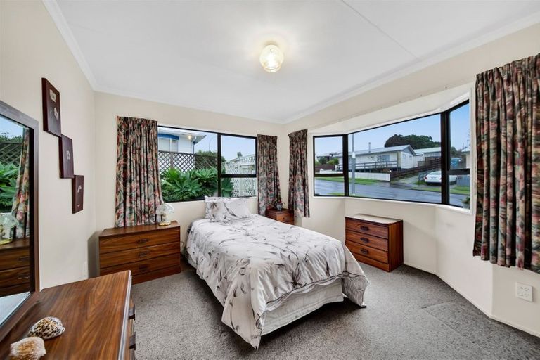 Photo of property in 20a Herekawe Drive, Spotswood, New Plymouth, 4310