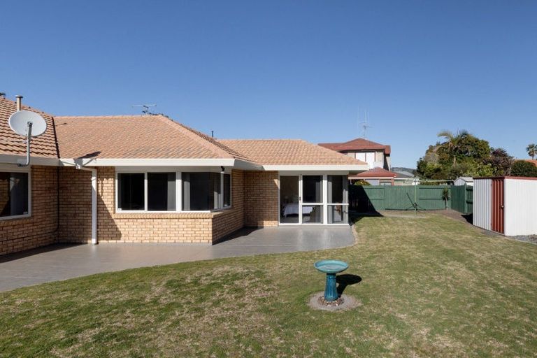 Photo of property in 4 Monterey Key, Papamoa Beach, Papamoa, 3118