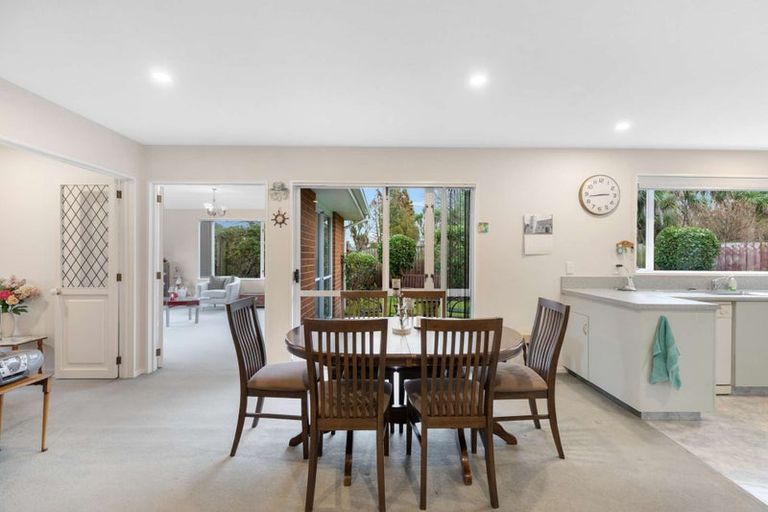 Photo of property in 26 Showgate Avenue, Sockburn, Christchurch, 8042
