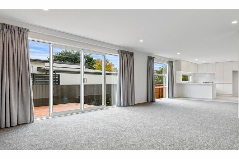 Photo of property in 271 Opawa Road, Hillsborough, Christchurch, 8022