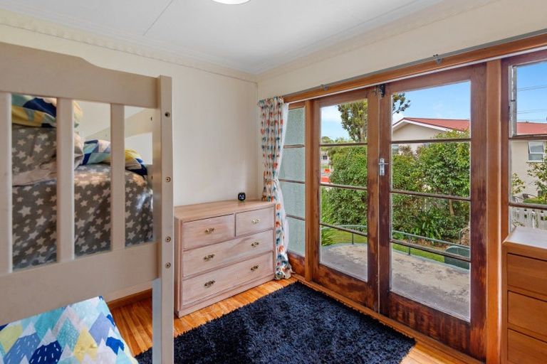 Photo of property in 22 Oxford Street, Holmes Hill, Oamaru, 9401