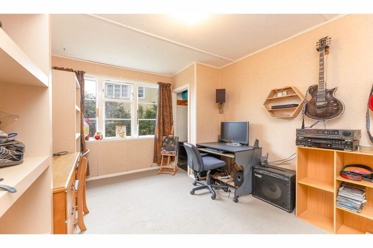 Photo of property in 17 Riselaw Street, Mairehau, Christchurch, 8013