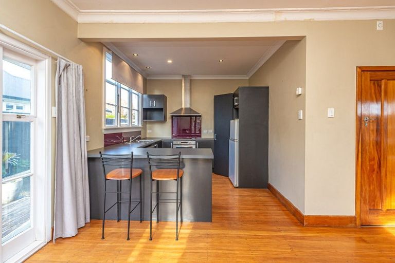 Photo of property in 8 Peakes Road, Saint Johns Hill, Whanganui, 4501