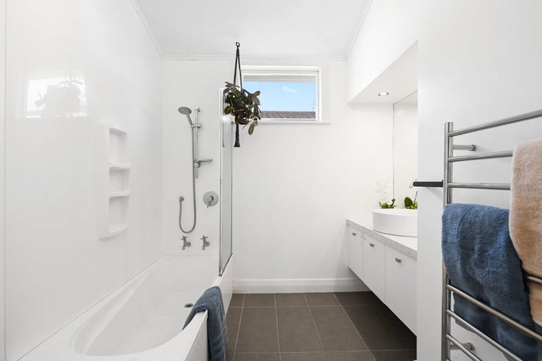 Photo of property in 75 Norton Road, Frankton, Hamilton, 3204