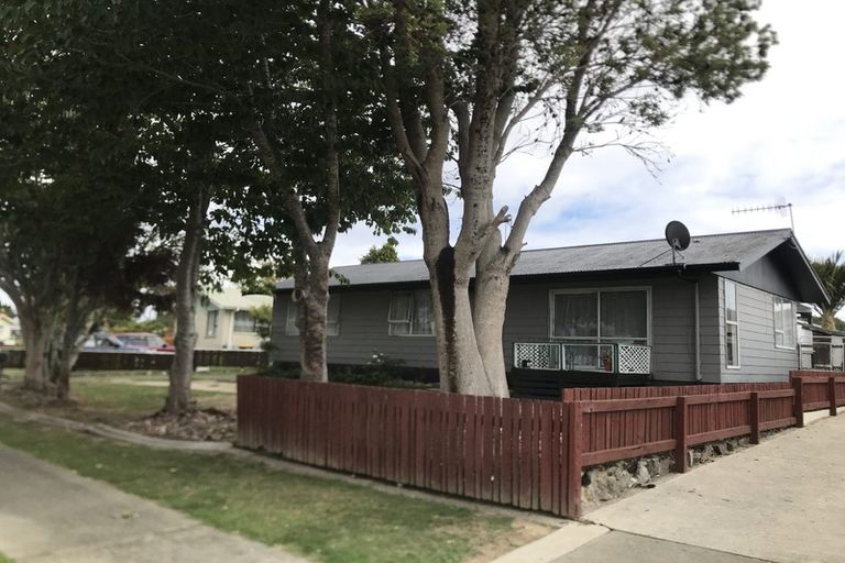 Photo of property in 10 Farnworth Crescent, Whakatane, 3120