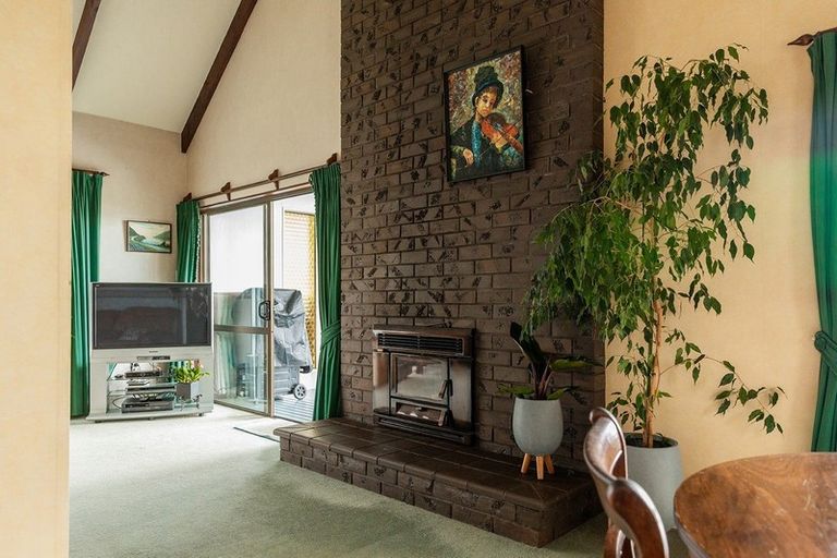 Photo of property in 27 Orowaiti Road, Westport, 7825