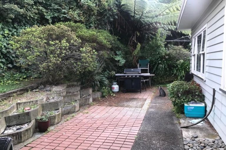 Photo of property in 24 Mcgowan Road, Wainuiomata, Lower Hutt, 5014