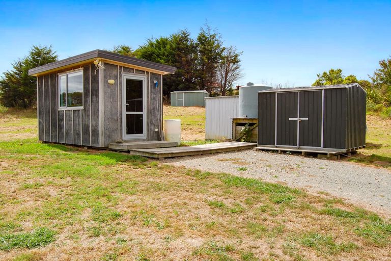 Photo of property in 306d Oneriri Road, Kaiwaka, 0573