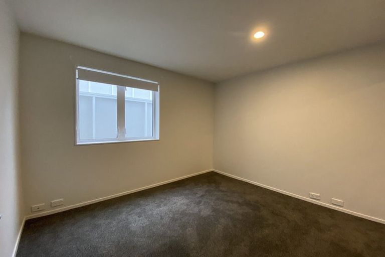 Photo of property in Pirie Street Townhouses, 22/35u Pirie Street, Mount Victoria, Wellington, 6011