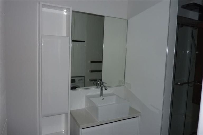 Photo of property in 162u6 Massey Street, Frankton, Hamilton, 3204