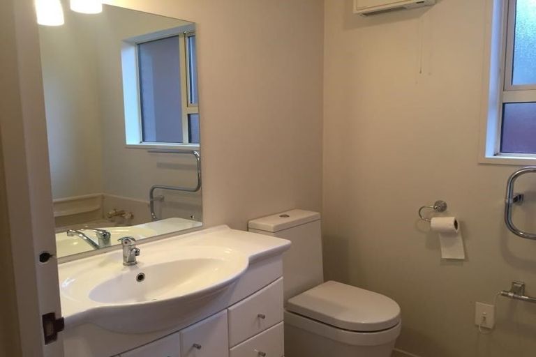 Photo of property in 20 San Rafael Place, Burnside, Christchurch, 8053