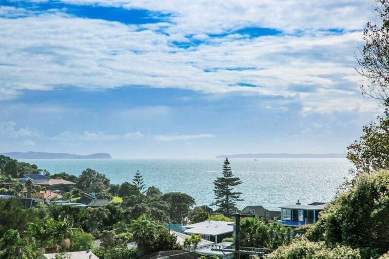 Photo of property in 30 Beulah Avenue, Rothesay Bay, Auckland, 0630