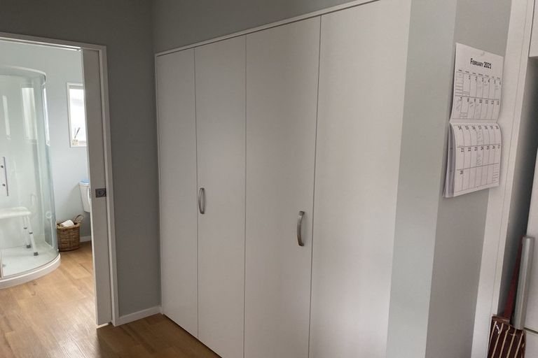 Photo of property in 8 Hadfield Place, Paraparaumu Beach, Paraparaumu, 5032