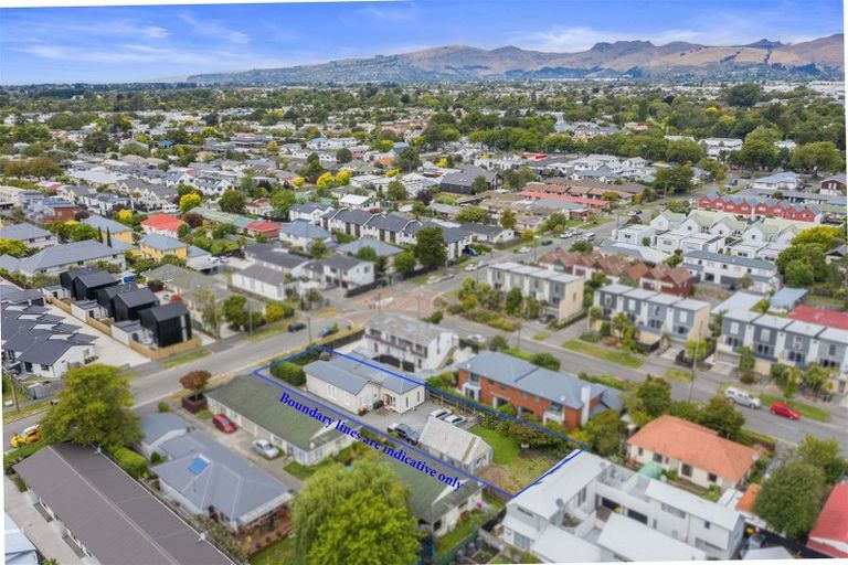 Photo of property in 49 Geraldine Street, Edgeware, Christchurch, 8013