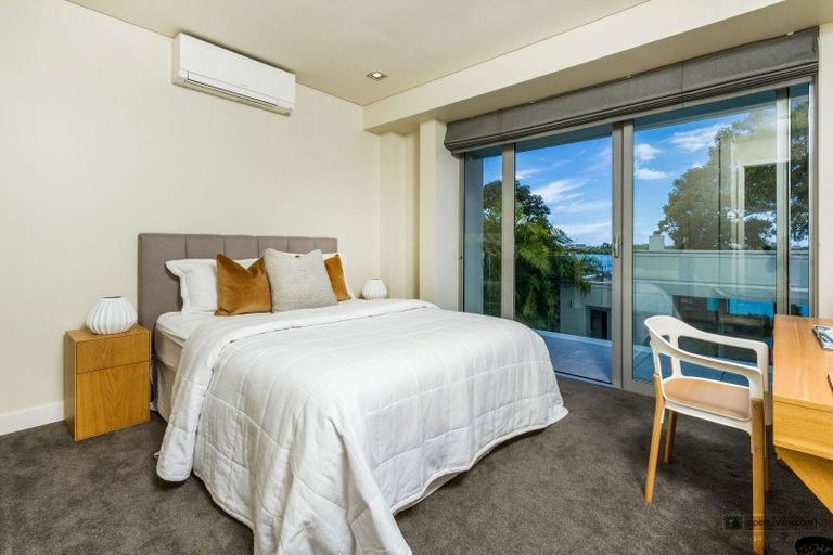 Photo of property in 15 Lake View Road, Takapuna, Auckland, 0622