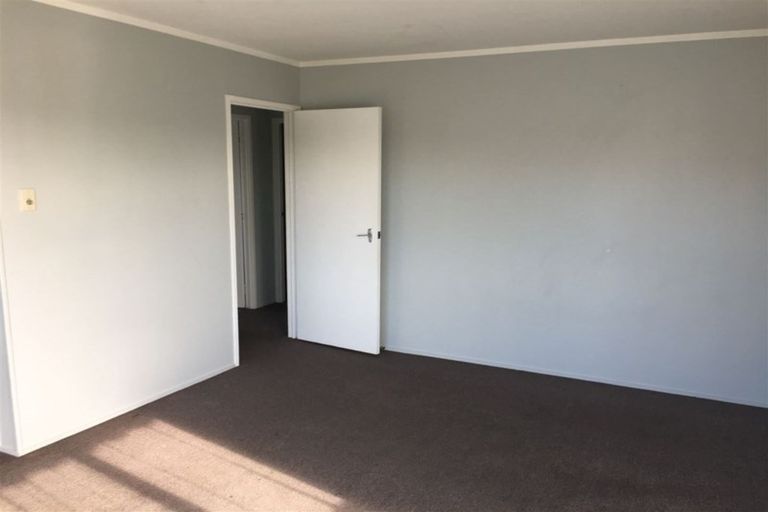Photo of property in 6/126 Lynwood Road, New Lynn, Auckland, 0600