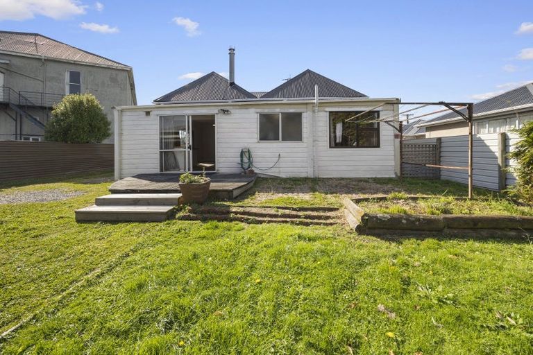 Photo of property in 34 Queens Drive, Saint Kilda, Dunedin, 9012