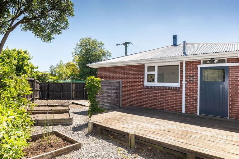 Photo of property in 32a Koromiko Street, Saint Martins, Christchurch, 8022