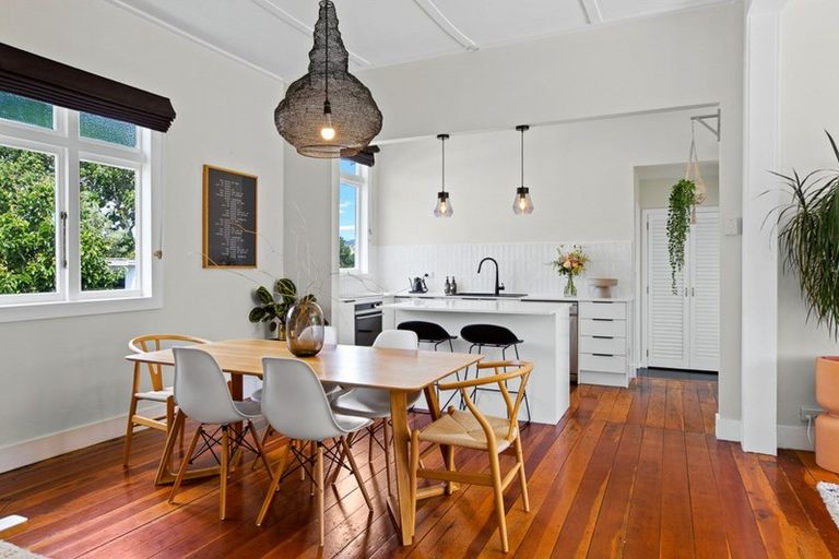 Photo of property in 1/55 Rosier Road, Glen Eden, Auckland, 0602