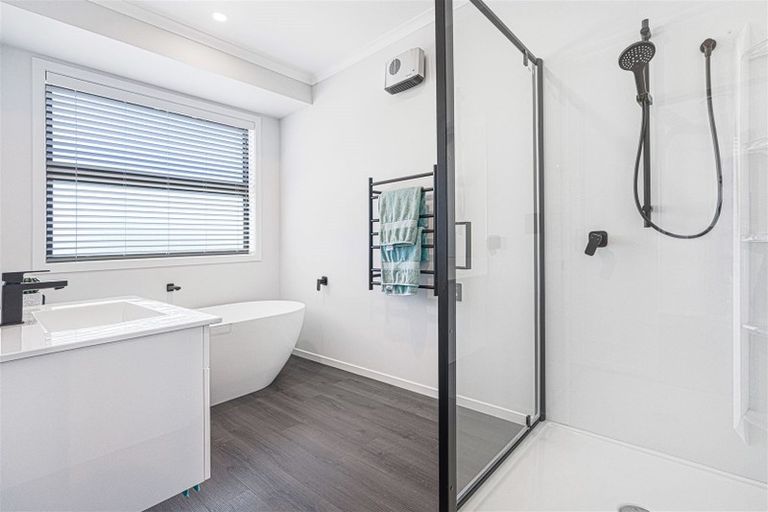 Photo of property in 2 Reuben Avenue, Rolleston, 7615